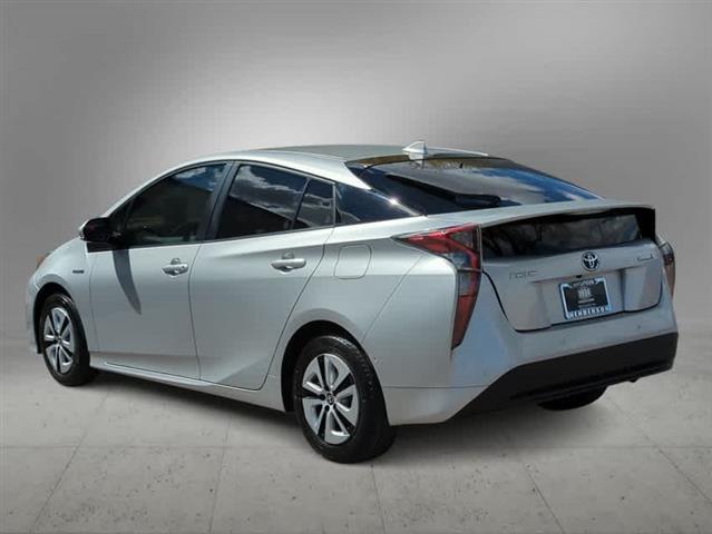 $20500 : Pre-Owned 2018 Toyota Prius T image 3