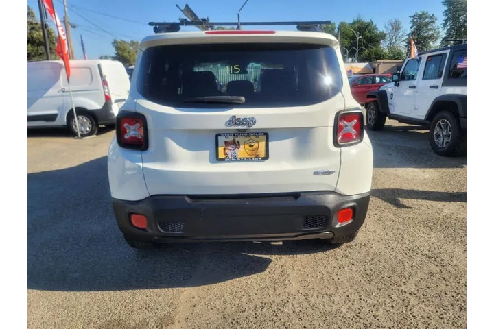 $10999 : 2016 Renegade Latitude image 6