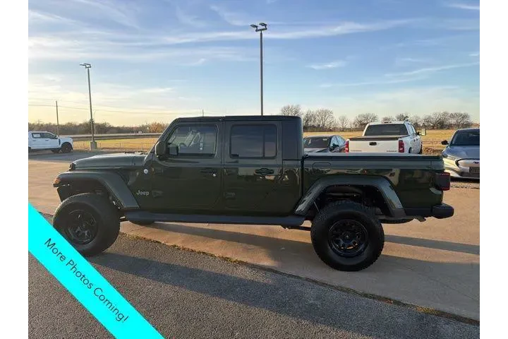 $29995 : Jeep Gladiator 2021 4x4 Over image 9