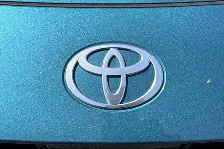 $34489 : Toyota Camry 2025 SE 4dr Sed image 8