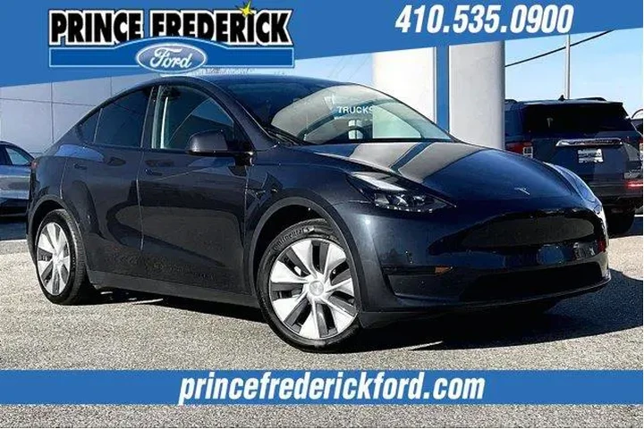 $30988 : Tesla Model Y 2024 4dr Cross image 1