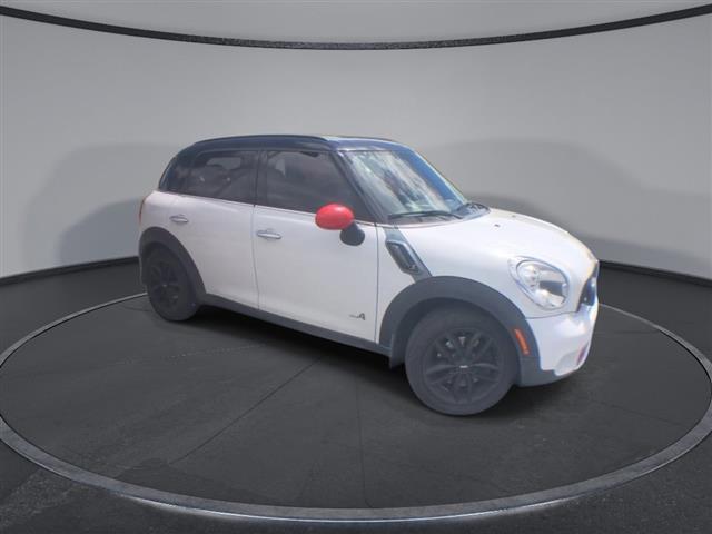 $10000 : PRE-OWNED 2014 COOPER COUNTRY image 2