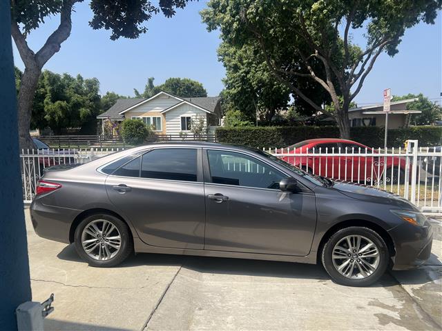 $14000 : Toyota Camry 2017 se image 6