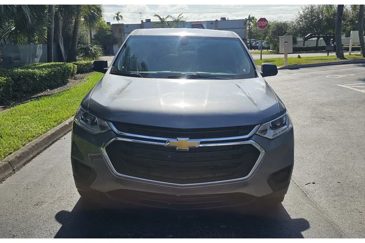 $14500 : Chevrolet Traverse LS image 3