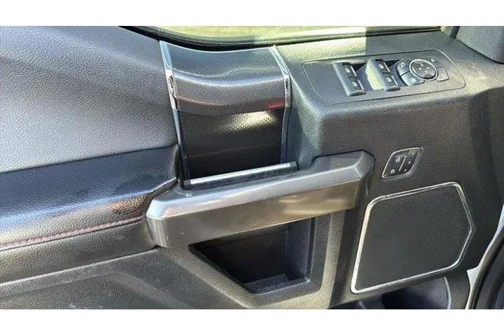 $20946 : Ford F-150 2016 4x4 King Ran image 8