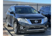 $11999 : Nissan Pathfinder 2016 4x4 S thumbnail