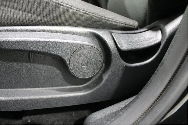 $24975 : Kia Sportage 2024 AWD LX 4dr image 4