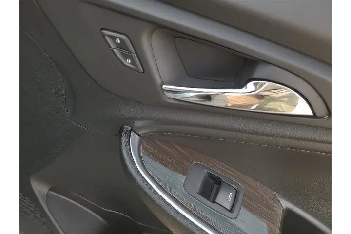 $21921 : Chevrolet Malibu 2024 LT 4dr image 10