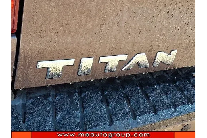 $14999 : Nissan Titan 2017 4x4 SV 4dr image 4