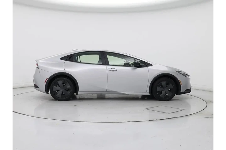 $29998 : Toyota Prius 2024 LE 4dr Hat image 7