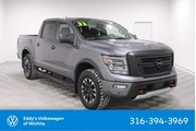 Nissan Titan 2022 4x4 PRO-4X en Wichita