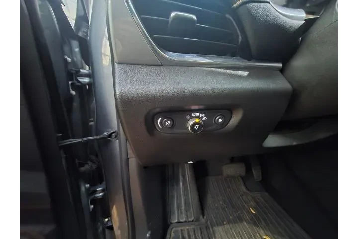 $28500 : Chevrolet Traverse 2021 RS 4 image 10