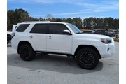 $28522 : Toyota 4Runner 2017 4x4 SR5 thumbnail