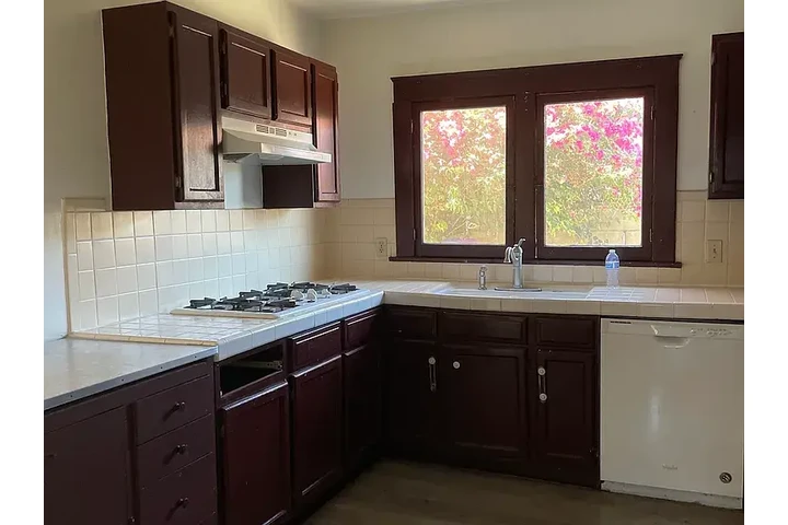 $1495 : Boyle Heights 3 & 1 image 3