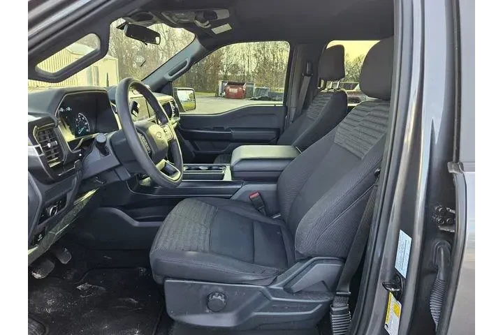 $29000 : Ford F-150 2022 4x4 XL 4dr S image 10