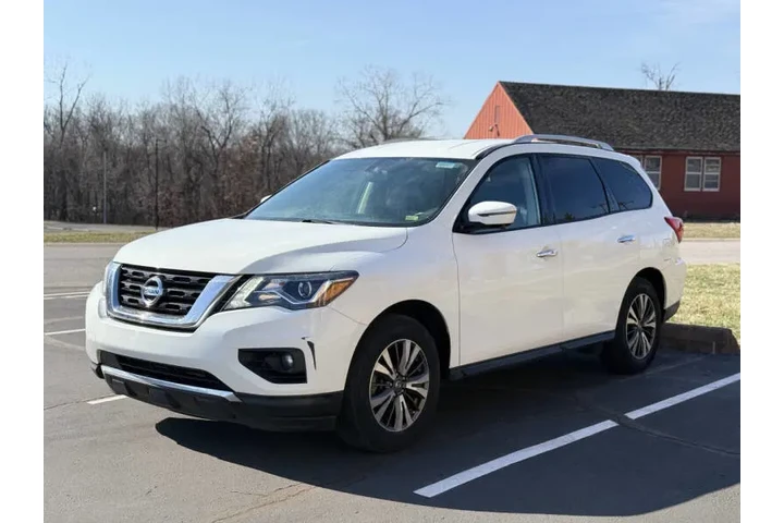 $6999 : 2018 Pathfinder SL image 9