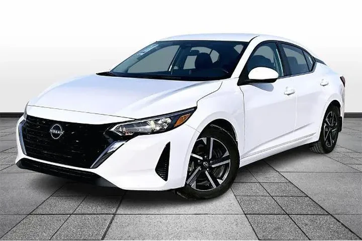 $19734 : Nissan Sentra 2024 SV 4dr Se image 1