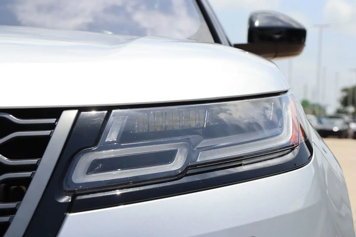 $27524 : 2018 Range Rover Velar R-Dyna image 7