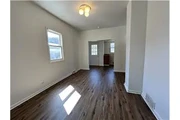 $525 : Rental property with 1 bedro thumbnail