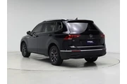 $21998 : Volkswagen Tiguan 2023 SE 4d thumbnail