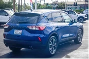 $20995 : Ford Escape 2022 SE 4dr SUV thumbnail