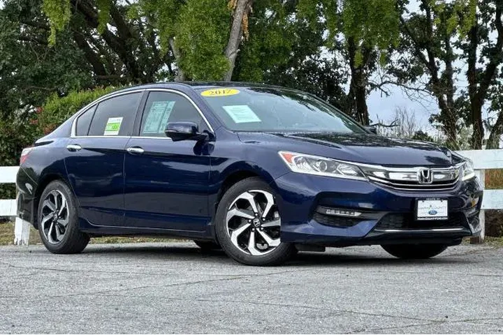 $17787 : Honda Accord 2017 EX-L 4dr S image 2