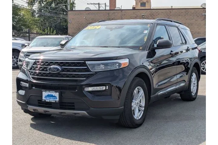 $28412 : Ford Explorer 2024 XLT 4dr S image 8