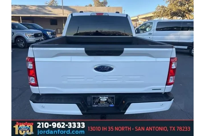 $27237 : Ford F-150 2021 4x2 XL 4dr S image 7