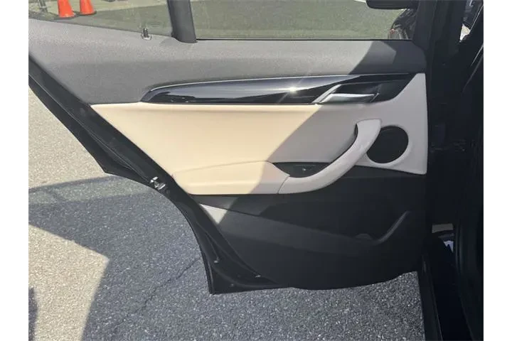 $21234 : BMW X2 2019 AWD xDrive28i 4d image 10