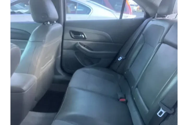 $8990 : 2015 Malibu LT image 9