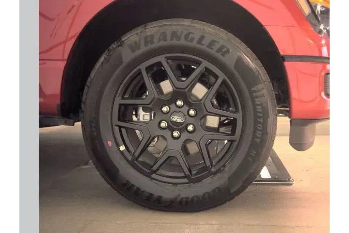 $36999 : Ford F-150 2025 4x2 STX 4dr image 10