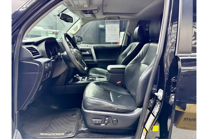 $17995 : 2016 4Runner image 10