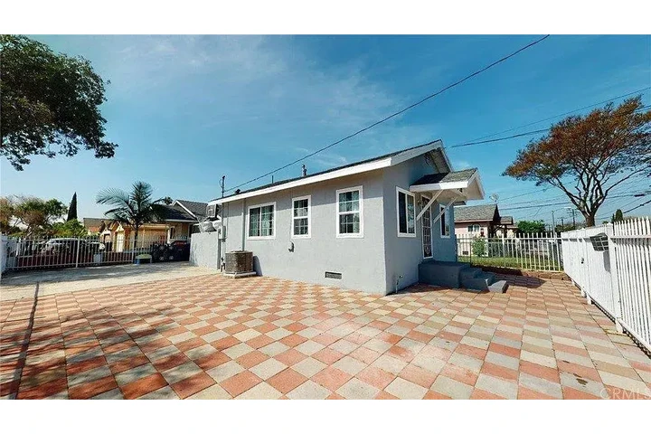 $1550 : READY☎️Duane Way, South Gate🏠 image 2