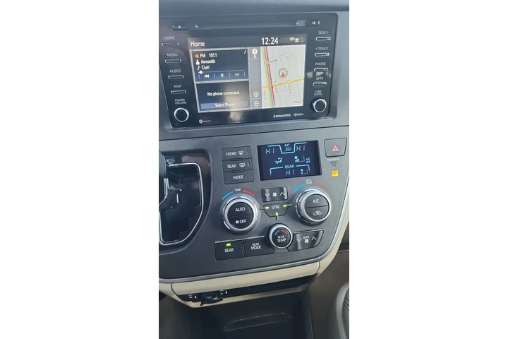 $36000 : 2020 TOYOTA SIENNA XLE Wheelch image 10