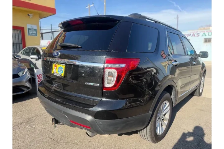 $12995 : 2015 Explorer XLT image 7