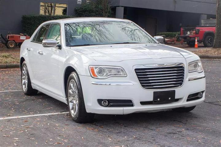 $8900 : 2012 CHRYSLER 3002012 CHRYSLE image 2