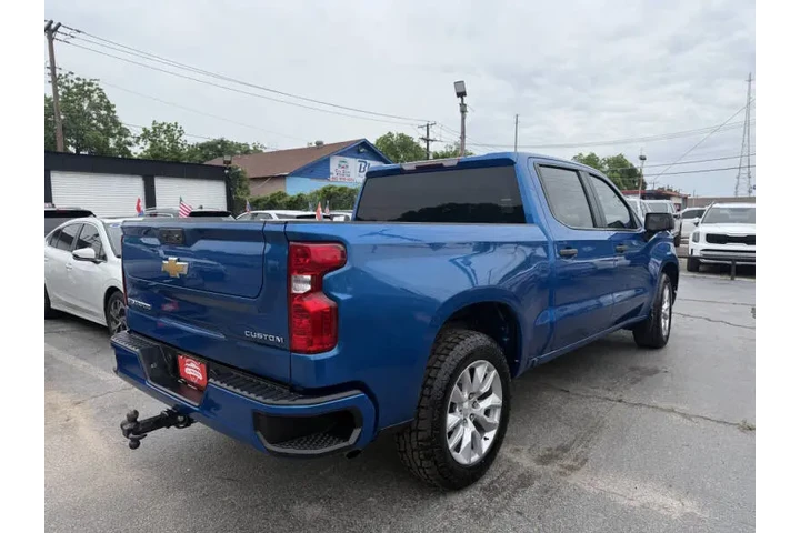 $21995 : 2022 Silverado 1500 Custom image 6