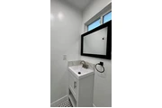$1100 : Cuarto con entrada privada thumbnail