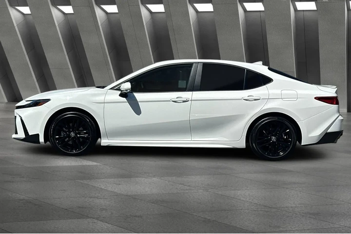 $30900 : Toyota Camry 2025 SE 4dr Sed image 10