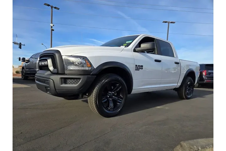$28894 : Ram 1500 Classic 2024 4x4 Wa image 2
