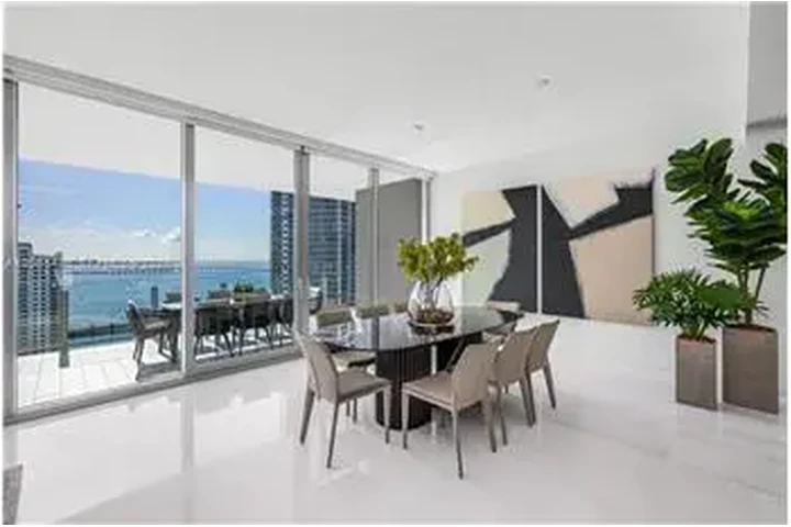 $21000 : Rental property with 3 bedro image 8