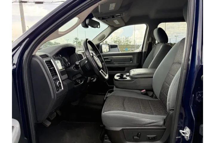 $13797 : 2018 RAM 1500 Big Horn image 10