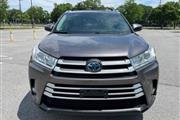 $25500 : 2019 Highlander Hybrid XLE thumbnail