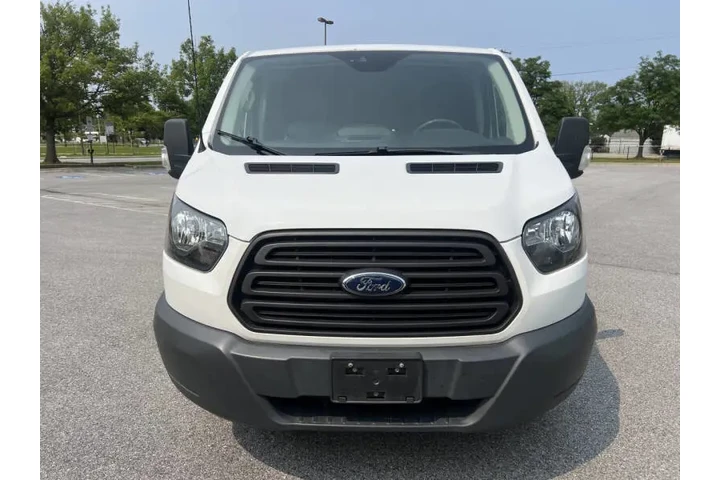 $17500 : 2018 Transit 250 image 4
