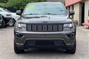 $17999 : 2017 Grand Cherokee thumbnail