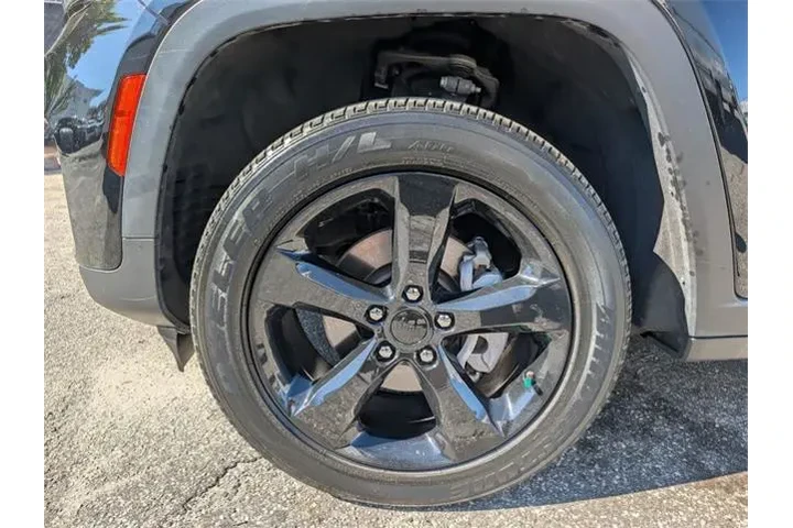 $28319 : Jeep Grand Cherokee 2023 4x4 image 7