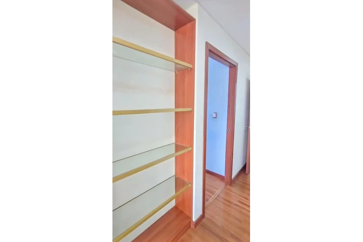 $270000 : VENTA EDIFICIO ZONA 11 GEMA image 5