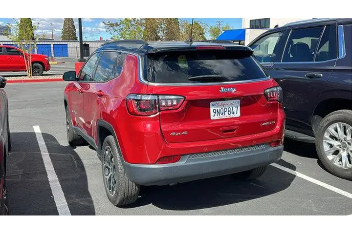 $31984 : Jeep Compass 2025 4x4 Limite image 2