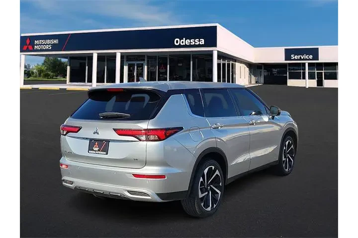 $28918 : Mitsubishi Outlander 2024 SE image 3