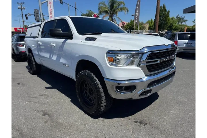 $23998 : 2022 RAM 1500 Big Horn image 3
